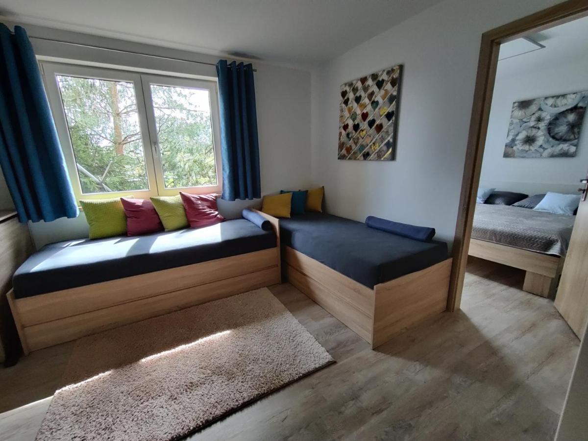Apartman Pod Lipou - Samostatny Objekt Jaroměř Екстериор снимка